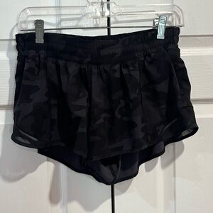 Black camo lulu lemon shorts